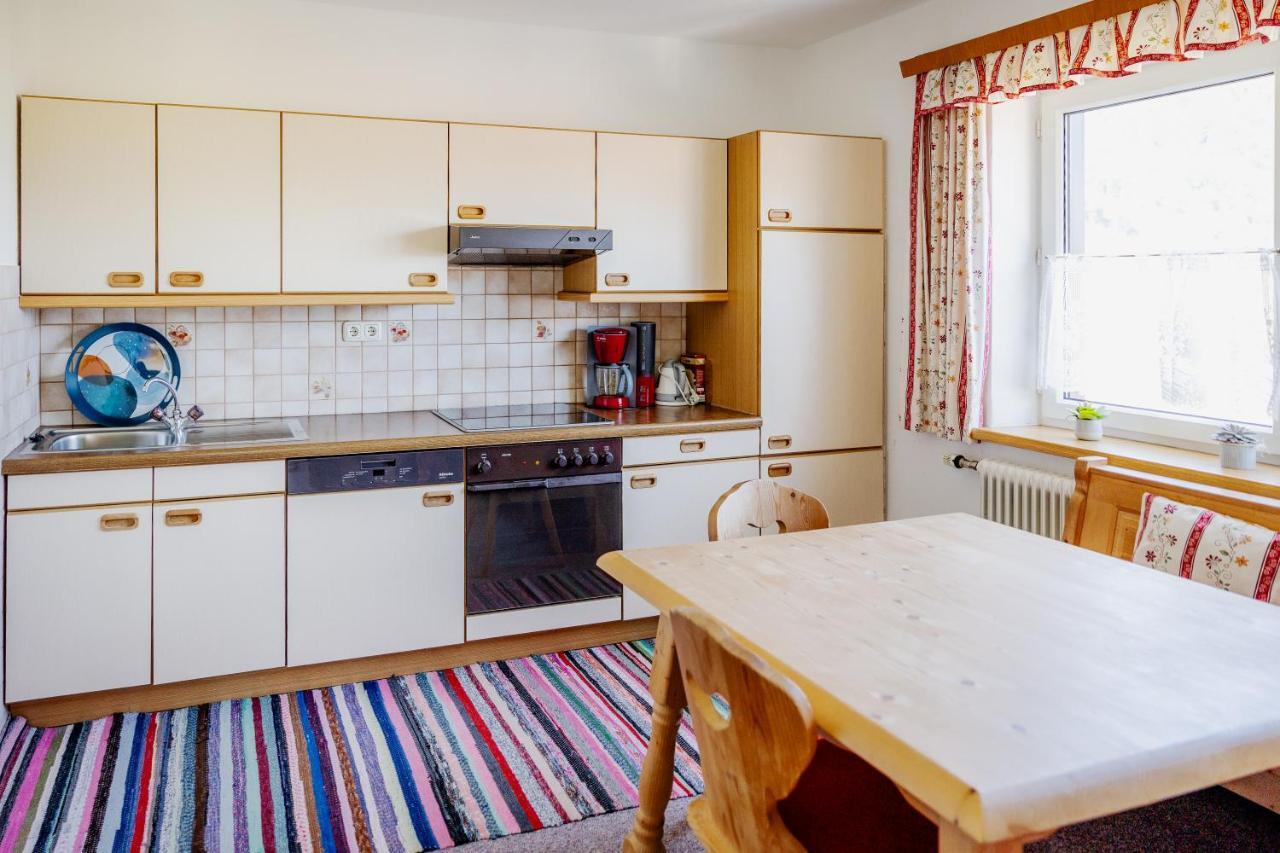 Haus Michaela Apartment Gschwandt  Ngoại thất bức ảnh