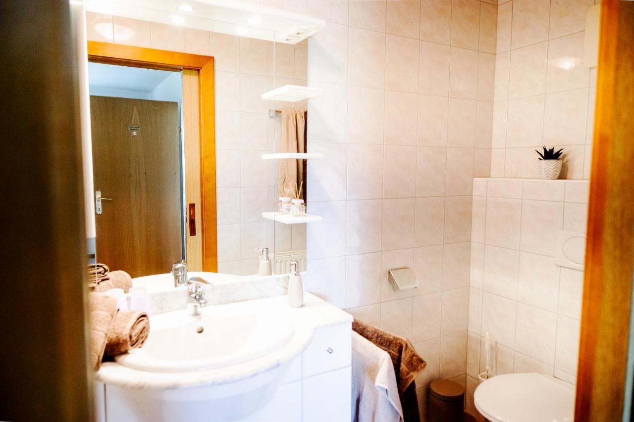 Haus Michaela Apartment Gschwandt  Ngoại thất bức ảnh