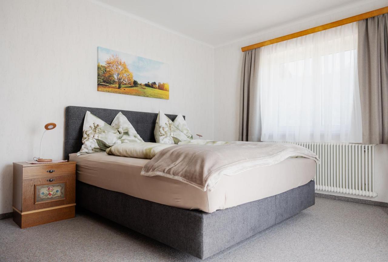 Haus Michaela Apartment Gschwandt  Ngoại thất bức ảnh
